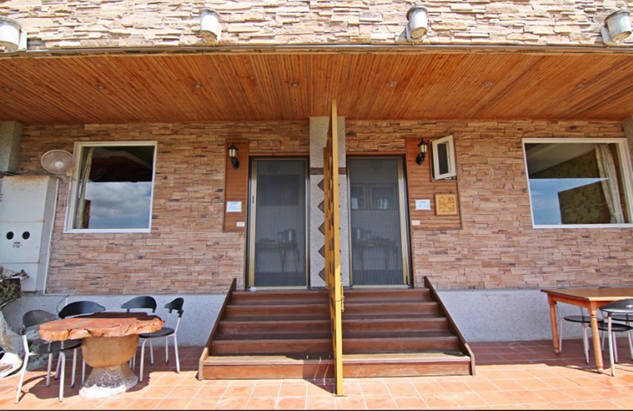 Mountain House Bed & Breakfast Shuiyuan Bagian luar foto