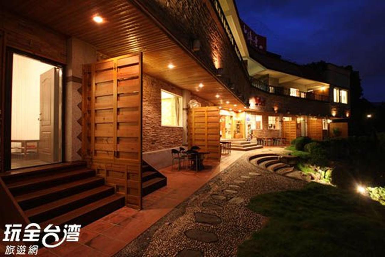 Mountain House Bed & Breakfast Shuiyuan Bagian luar foto