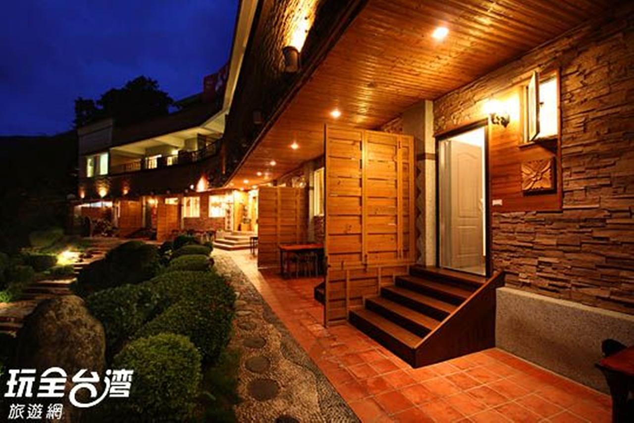 Mountain House Bed & Breakfast Shuiyuan Bagian luar foto