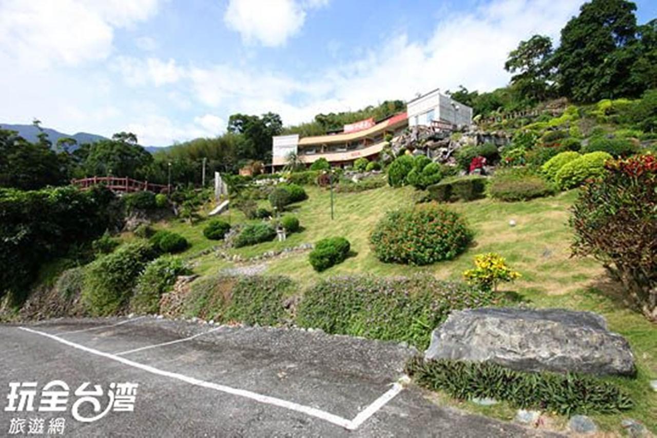 Mountain House Bed & Breakfast Shuiyuan Bagian luar foto