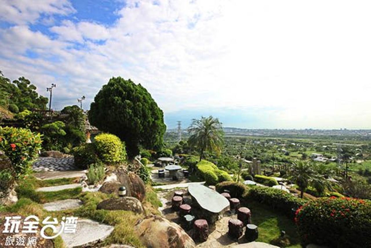 Mountain House Bed & Breakfast Shuiyuan Bagian luar foto