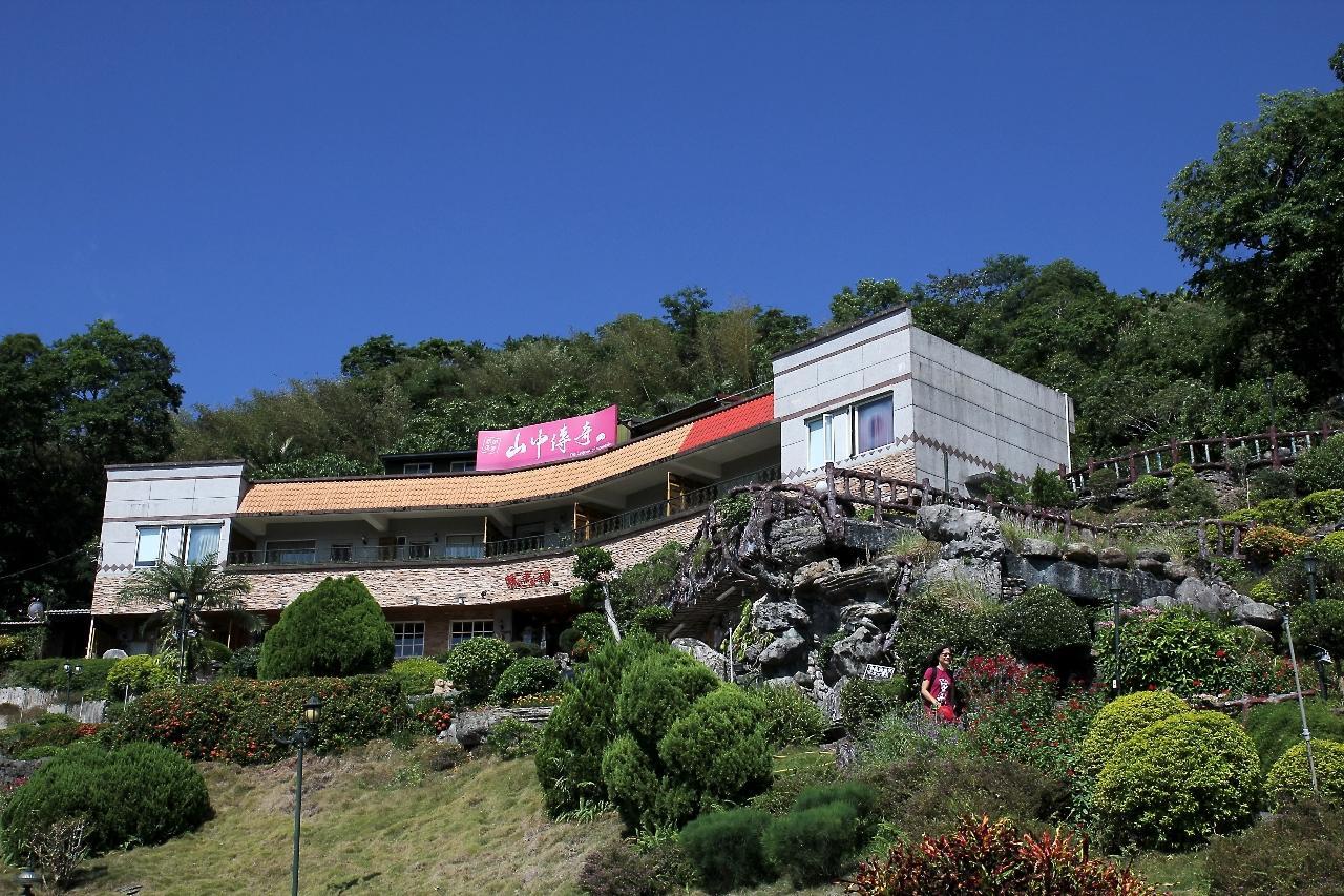 Mountain House Bed & Breakfast Shuiyuan Bagian luar foto